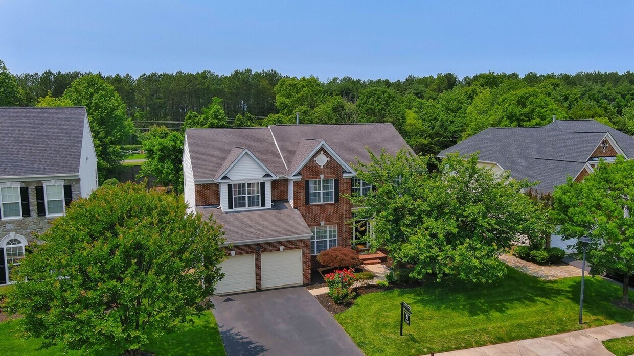Primary Photo - Spacious 5BR House in Haymarket, VA