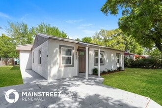 Building Photo - 3911 W Walnut St