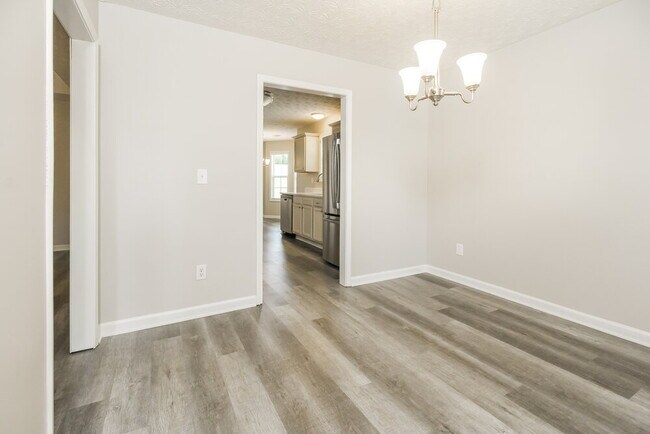 Building Photo - 229 Clearwater Dr