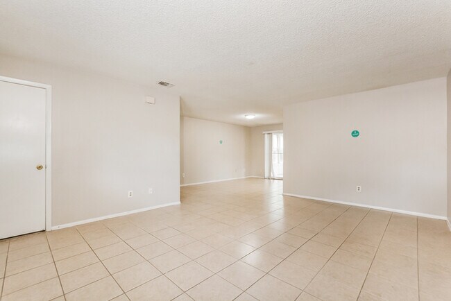 Foto del edificio - 213 Moonbeam Rd