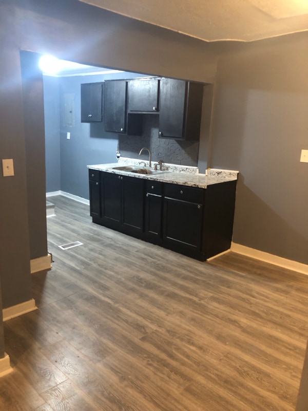 Building Photo - 21059 Glen Lodge Rd