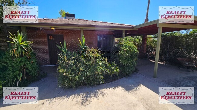 Foto del edificio - Prince Rd & Tyndall - 3 Bedroom and 2 Bath...
