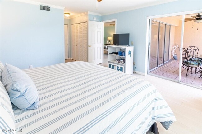 Foto del edificio - 774 Wiggins Lake Dr
