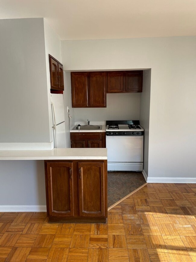 Photo - Spacious Studio Apartment in Cleveland Park