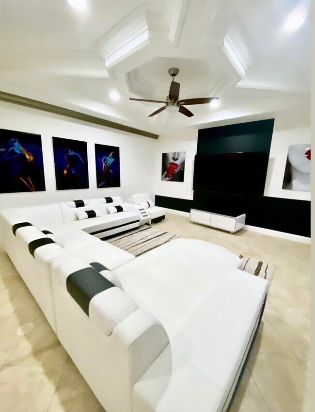 Foto del edificio - 9232 Pineville Dr