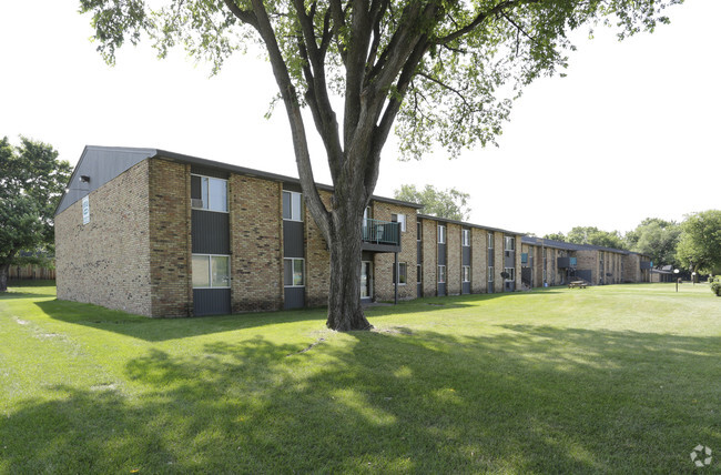 River Glen Apartments Brooklyn Center Mn