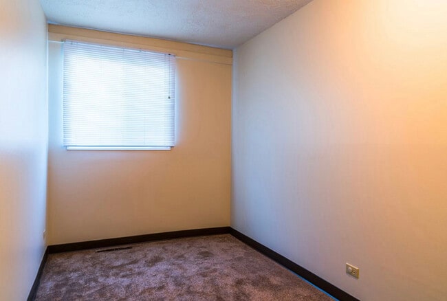 Building Photo - Arundel Apartments