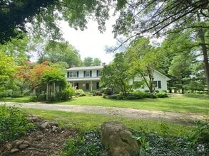 Building Photo - 8813 Old Indian Trail