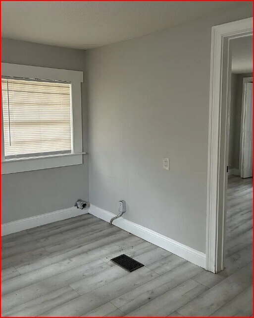 Foto del edificio - 2344 Johnson Ave