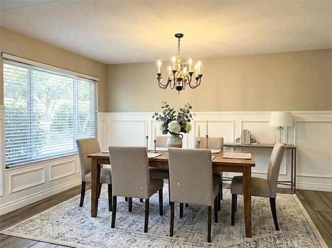 Foto del edificio - 24996 Marin Ct