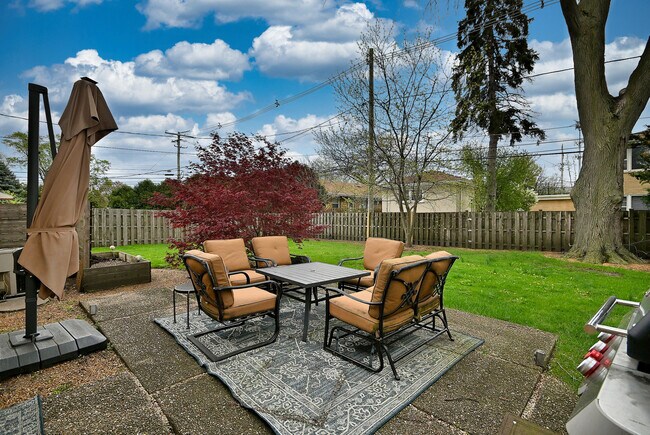 Foto del edificio - 2307 Edna Ave