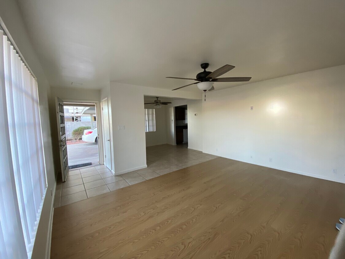 Foto del edificio - 7401 E Minnezona Ave