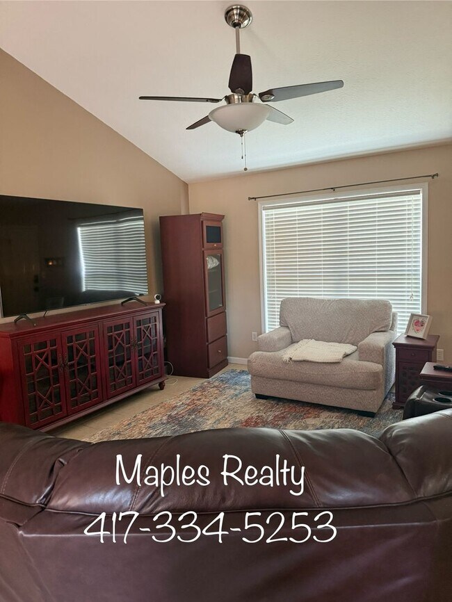 Foto del edificio - 3 Bed, 2.5 Bath. 2 Car Garage Patio Home f...