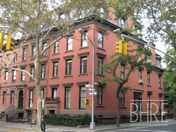 Primary Photo - 93 Remsen St