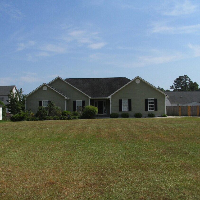 Primary Photo - 125 Bur Oaks Blvd