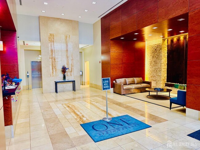 Foto del edificio - 1 Spring St