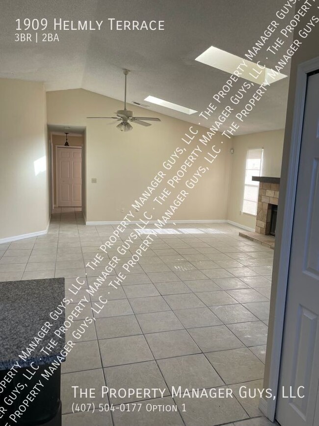 Foto del edificio - **COMING SOON** - 3/2 For Rent in Deltona ...