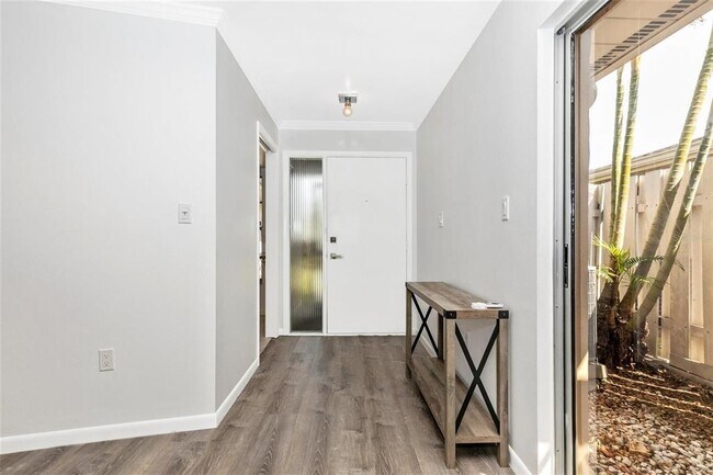 Foto del edificio - 4212 Center Gate Ln