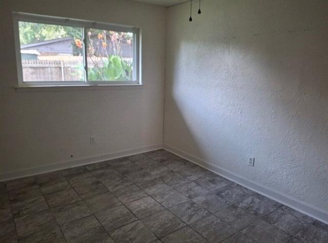 Foto del edificio - 1405 La Fonda Dr