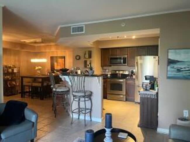 Building Photo - 2/2 Condo with Lake Views in Portofino at ...