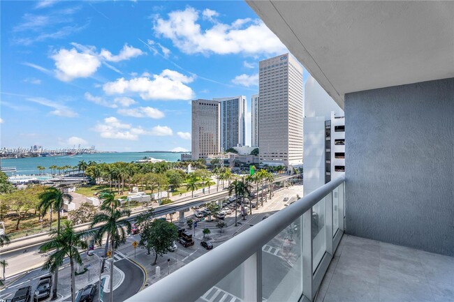Building Photo - 50 Biscayne Blvd