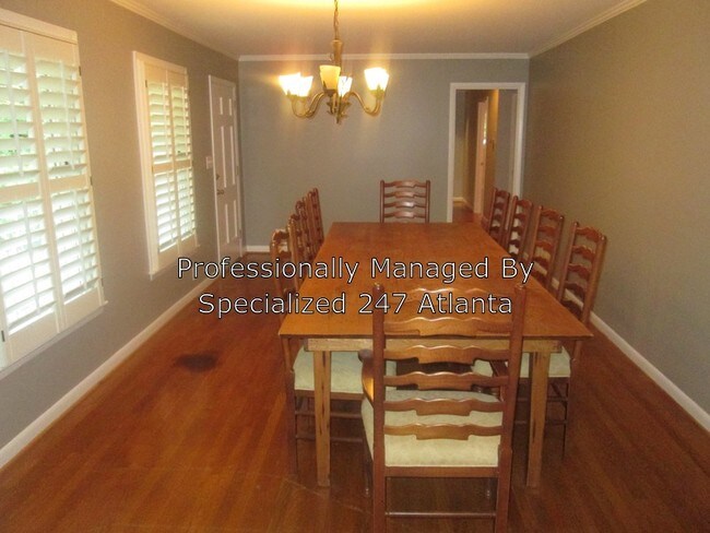 Building Photo - 2321 Annapolis Ct NE