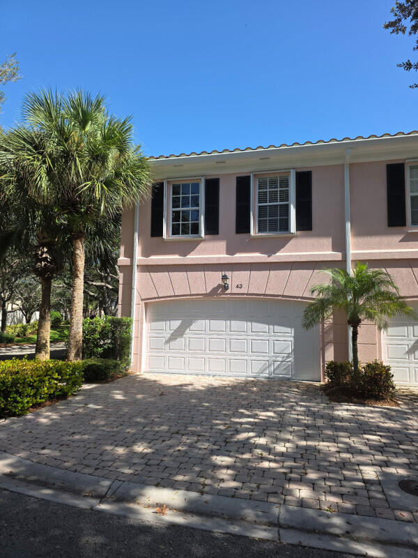 Building Photo - 43 Live Oak Cir