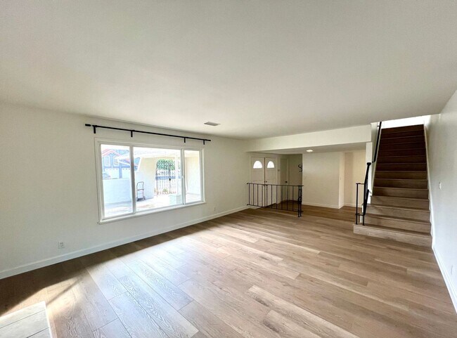 Foto del edificio - Rare 4 Bedroom pool home available in Cypress