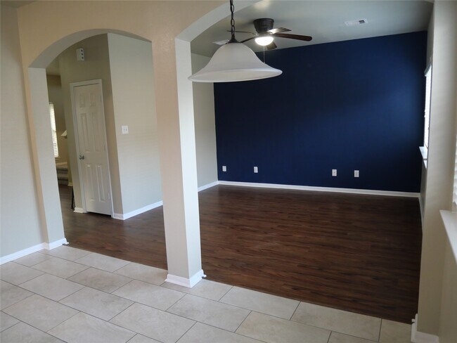 Foto del edificio - 1739 Nichole Woods Dr