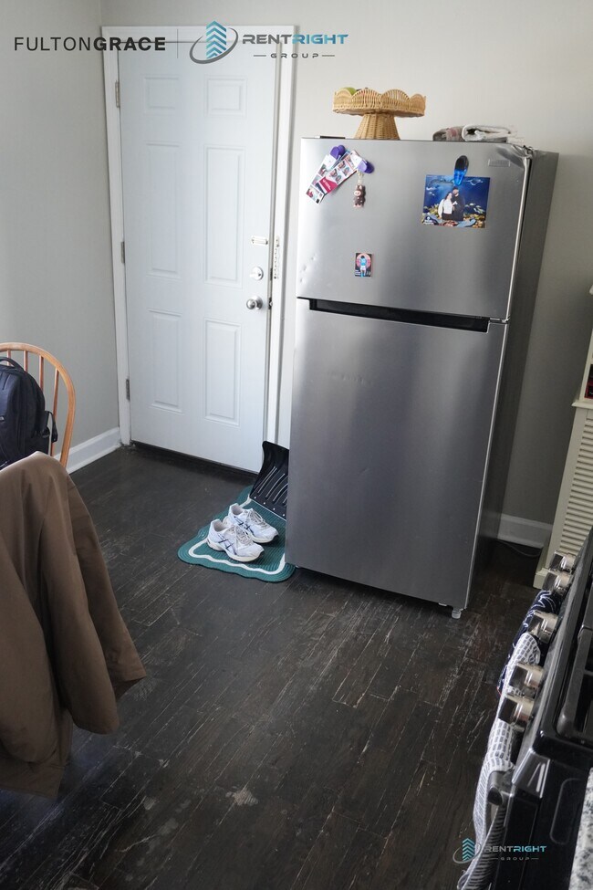 Foto del edificio - 2652 W 23rd Pl