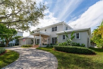 Building Photo - 13032 Mar St