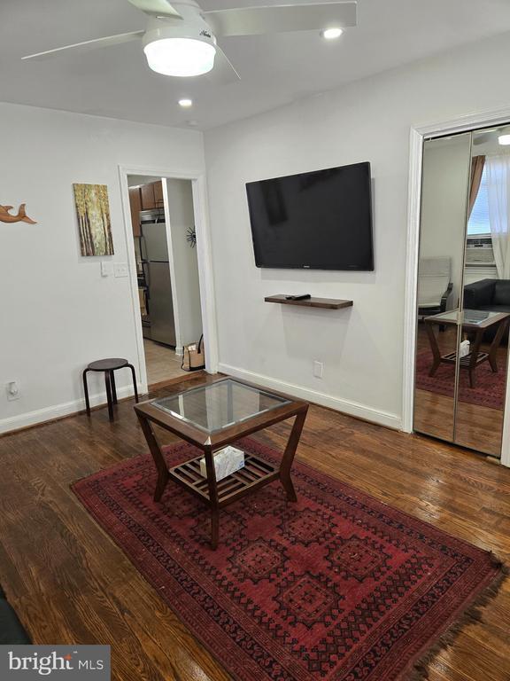 Foto del edificio - 4220 Dix St NE