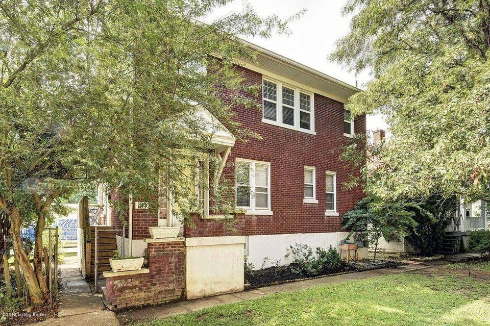 Foto principal - 1940 Maplewood Plz