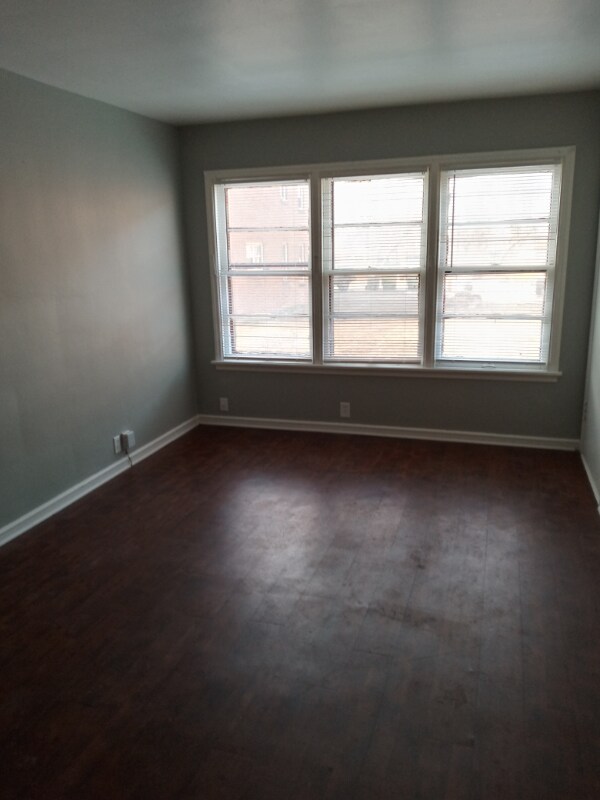 Foto del edificio - 2605 W Victory Ln