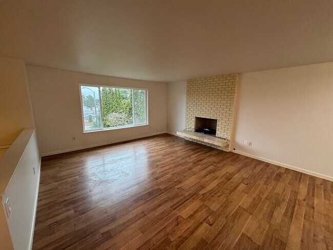 Foto del edificio - 505 74th St SW