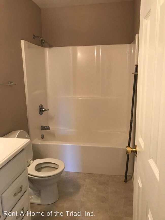 Foto del edificio - 3 br, 2 bath House - 2505 Olivet Court B