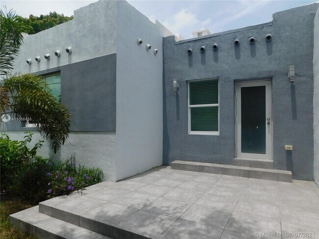 Foto del edificio - 2900 SW 4th St