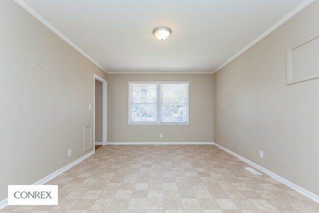 Building Photo - Welcome Home!