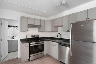 Building Photo - Sandy Lane Apartments