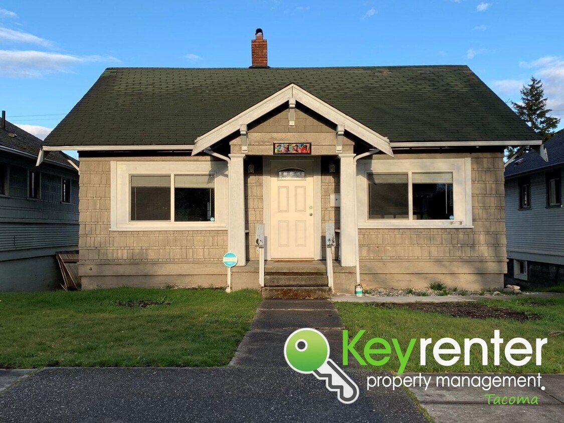 Primary Photo - Centrally Located 3Bed/1.5Bath Tacoma Home!