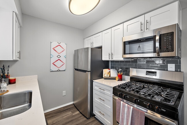 Building Photo - Cherry Hill Village Apartments - Dearborn Heights, MI