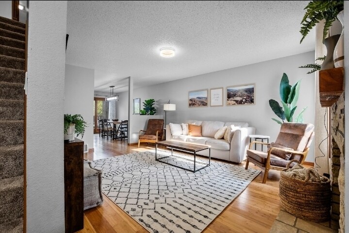 Primary Photo - 1207 Cambria Ct