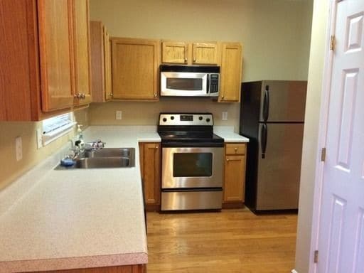 Building Photo - 259 Azalea Cir