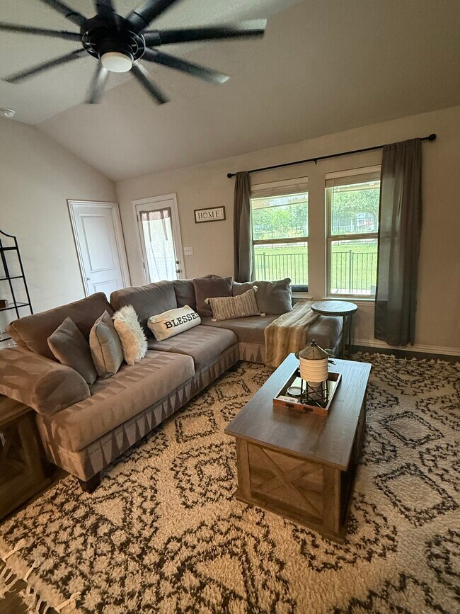 Building Photo - 145 Rains