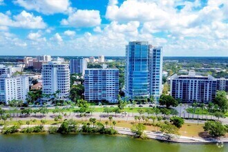 Building Photo - 555 S Gulfstream Ave