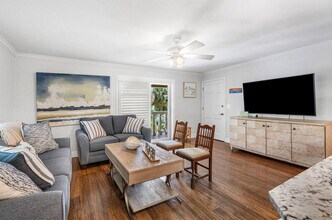 Building Photo - 1029 Langer Way