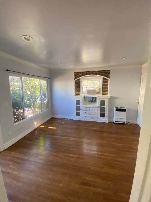 Primary Photo - 4565 Eagle Rock Blvd