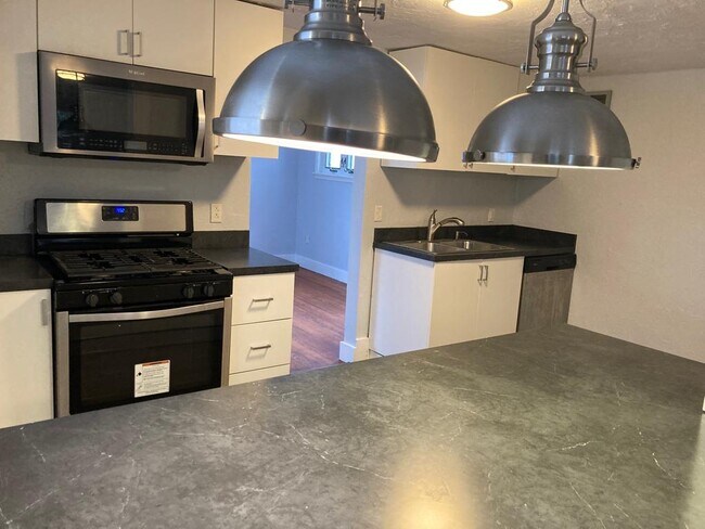 Foto del edificio - 2313 Vodeli St