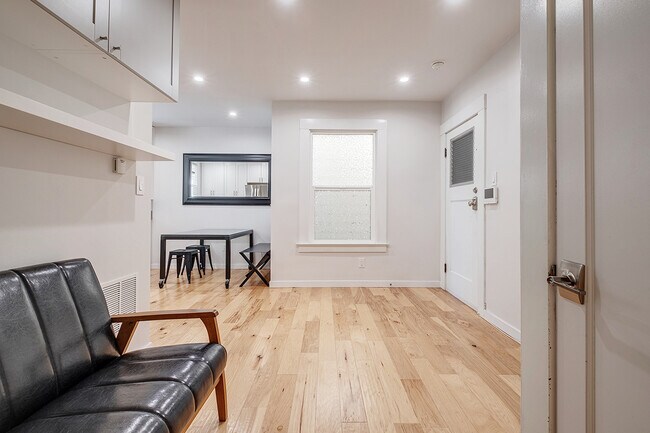 Foto del edificio - 39 Rosemont Pl