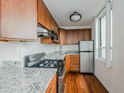 Building Photo - 805 Hinman Ave